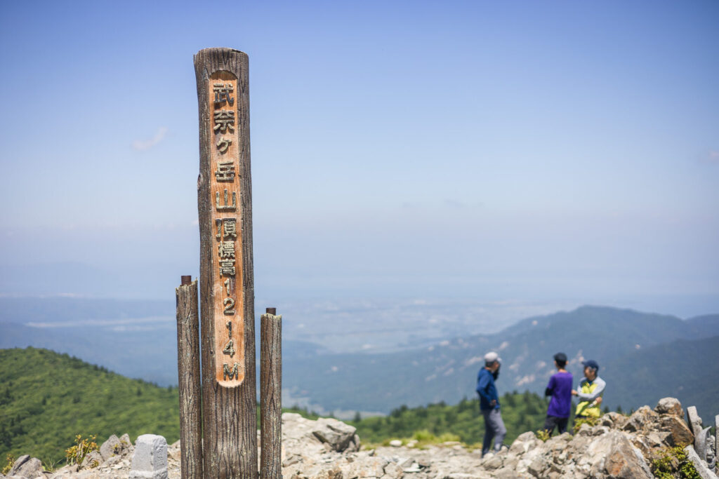 比良比叡トレイルの山旅<1泊2日のテン泊全山スルーハイク> 武奈ヶ岳